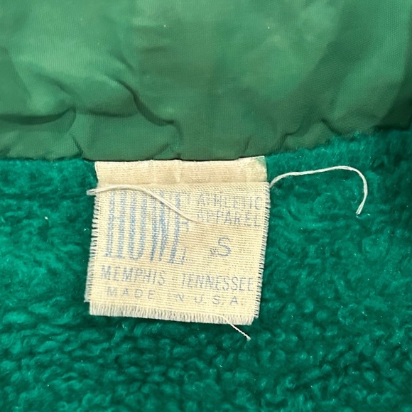 Vintage HOWE Athletic Apparel Hooded SZ S, Sports Jacket Acetate Blend Lining - Picture 2 of 4